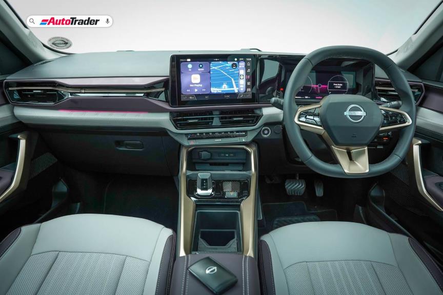 Nissan Tekton