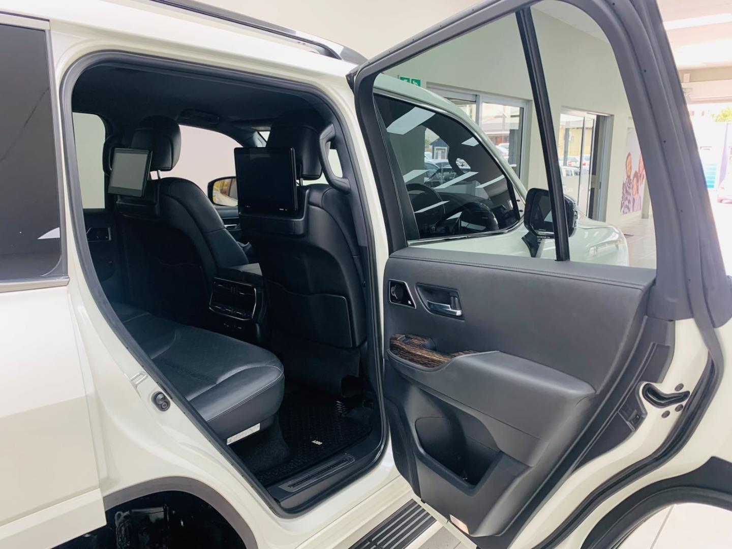 Toyota Land Cruiser 300 3.5T ZX Auto Nantes Paarl