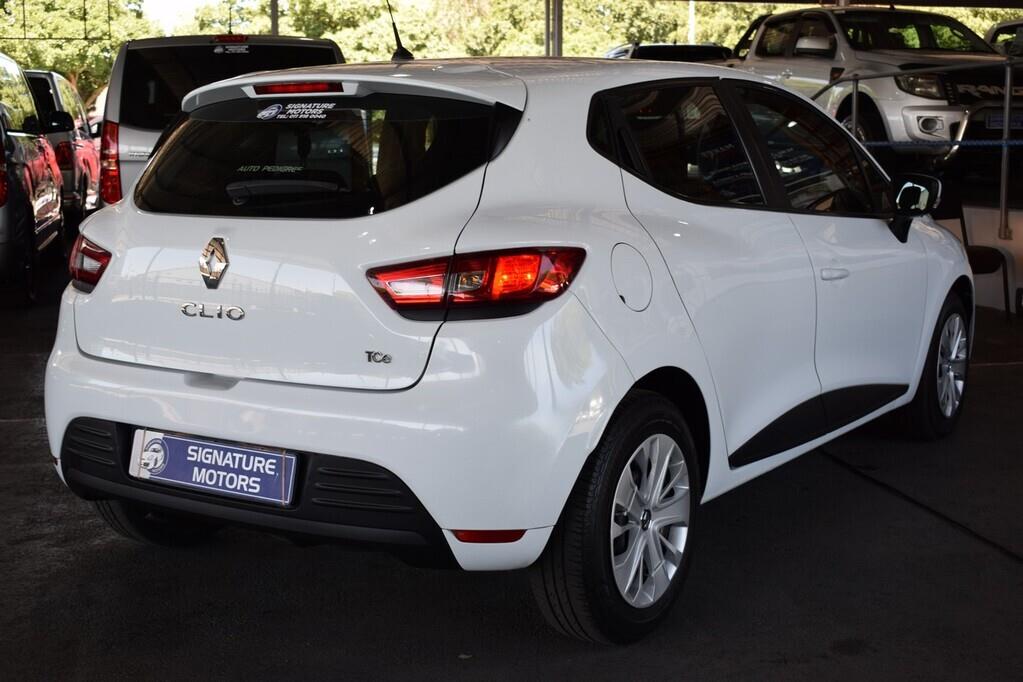 Renault Clio 66kW Turbo Authentique Signature Motors