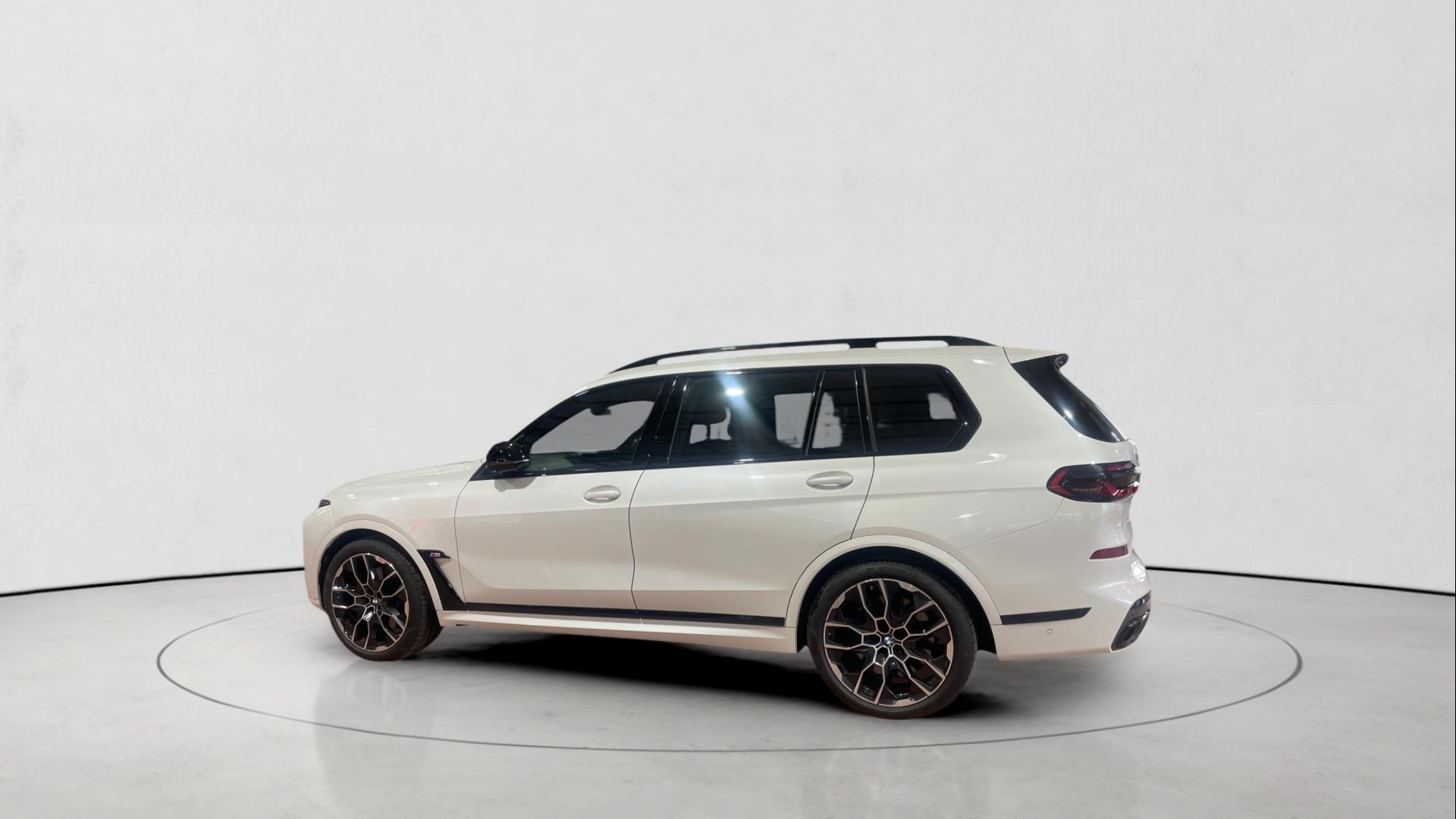 BMW X7 M60i xDrive Stanmar Motors