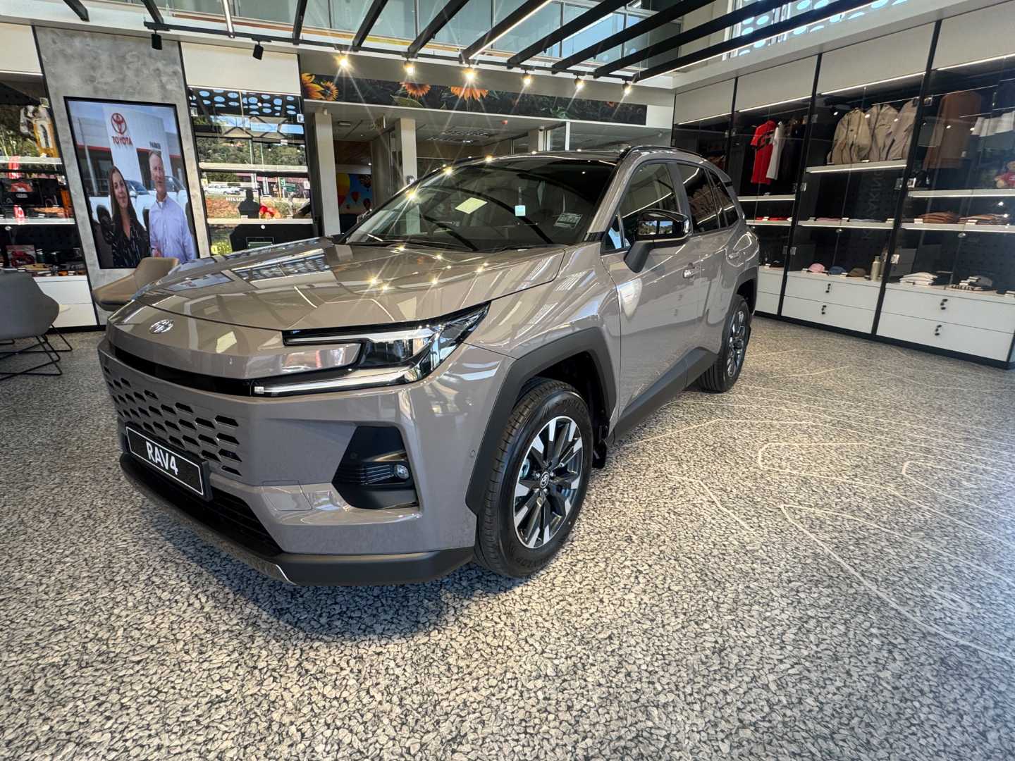 2026 Toyota RAV4 2.5 HEV VX E-Four for sale