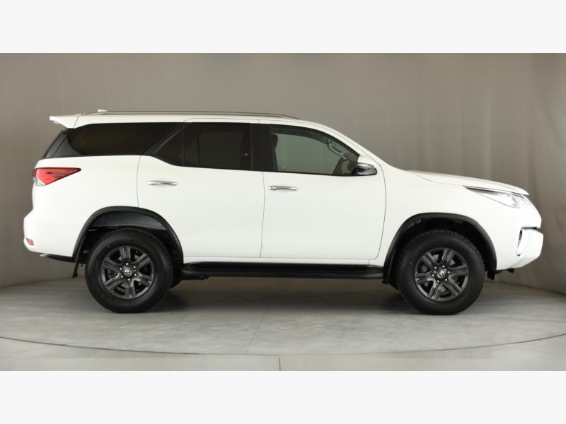 Toyota Fortuner 2.4GD-6 Auto Halfway Toyota Fourways