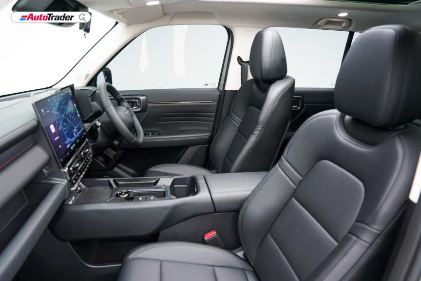 Haval H7 1.5-litre turbocharged hybrid electric vehicle HEV NEV 4x2 DHT dedicated hybrid transmission auto in studio review car test automotive road driving driven video  