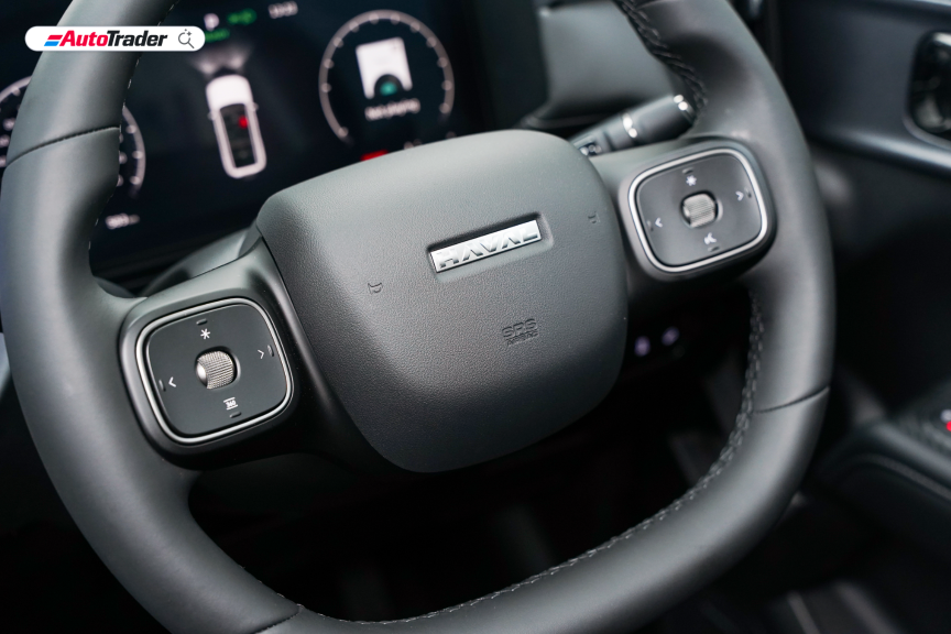 Haval H7 1.5-litre turbocharged hybrid electric vehicle HEV NEV 4x2 DHT dedicated hybrid transmission auto in studio review car test automotive road driving driven video  