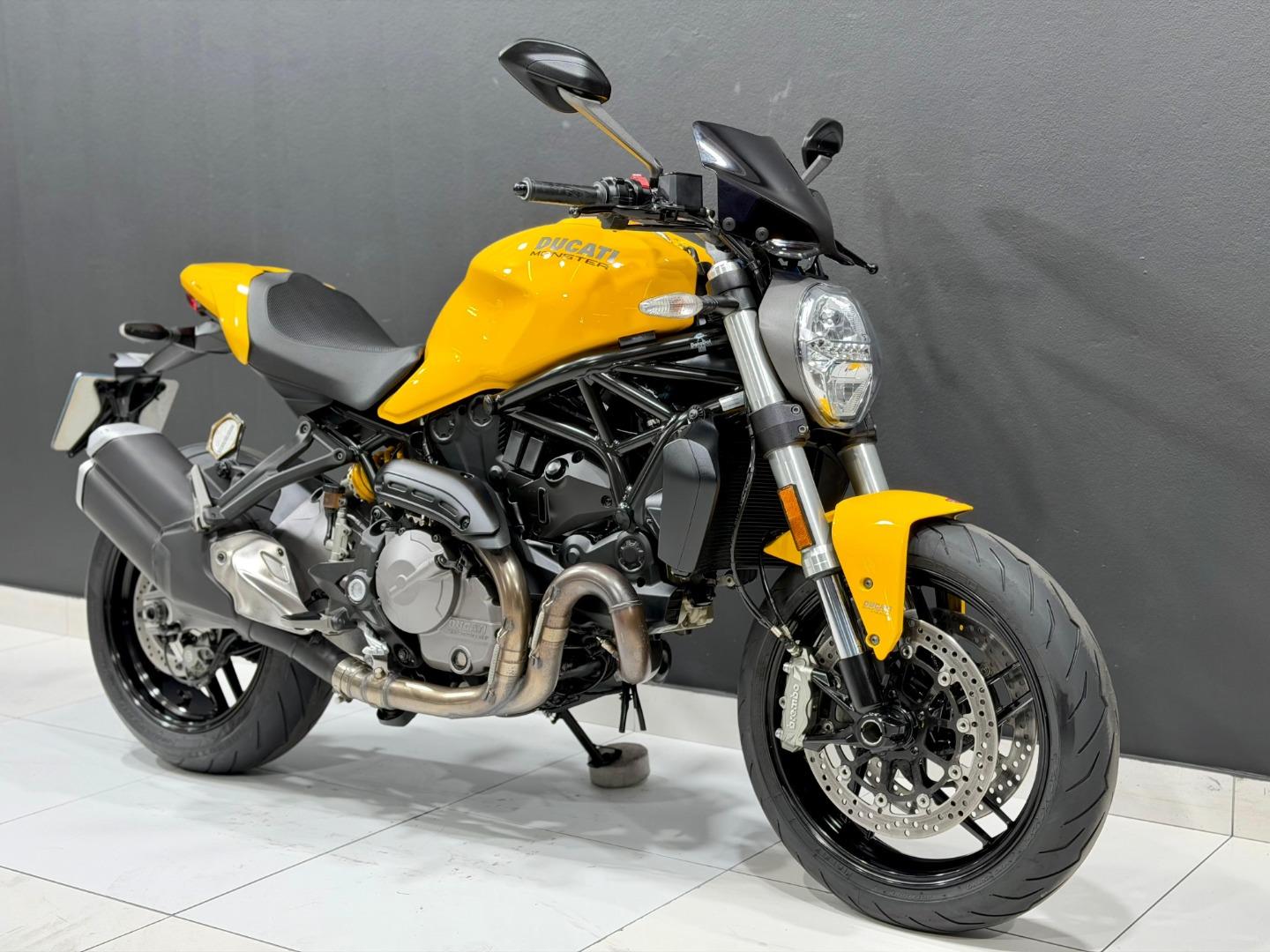 Ducati MONSTER 821