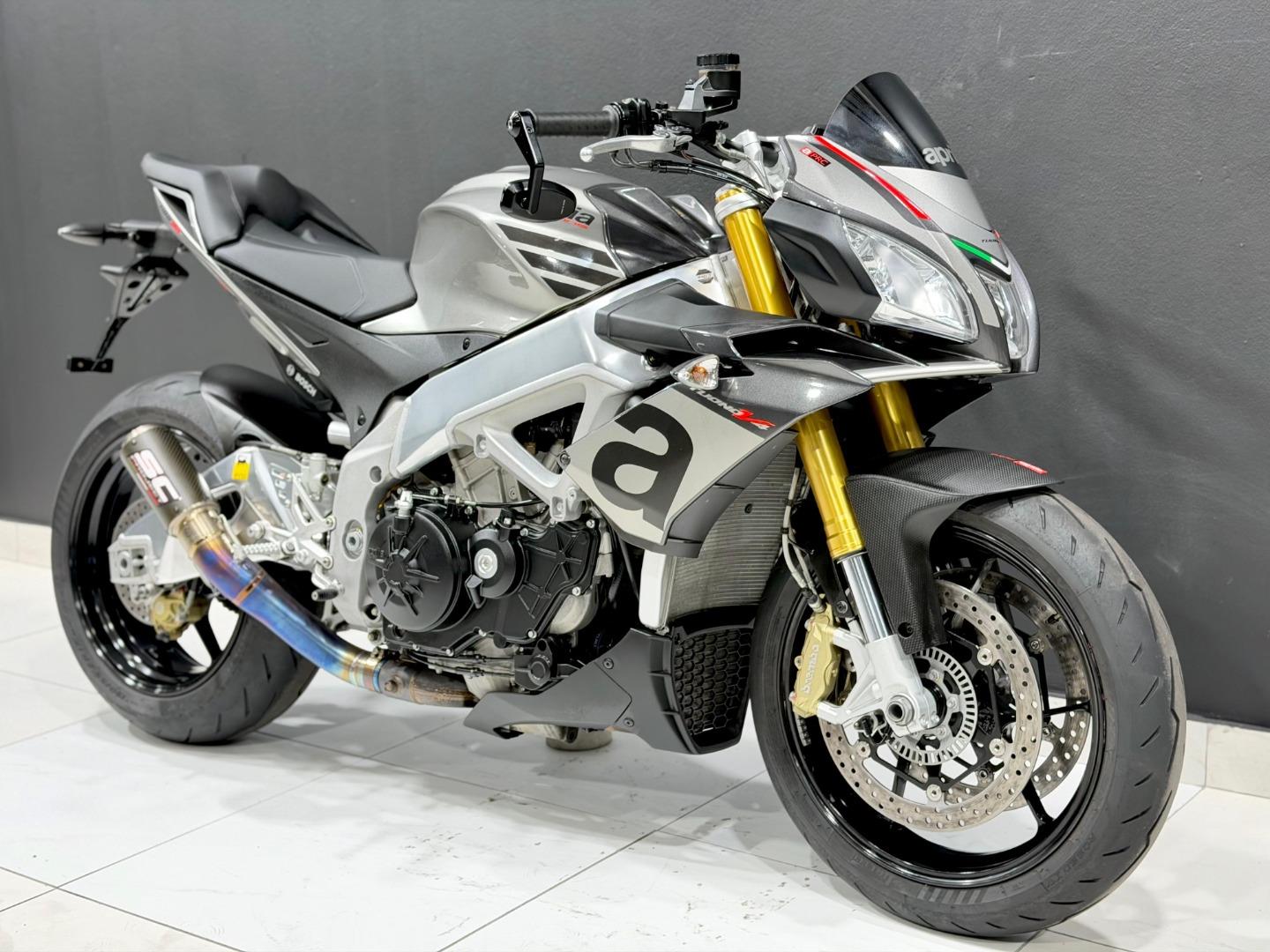 Aprilia Tuono V4 1100