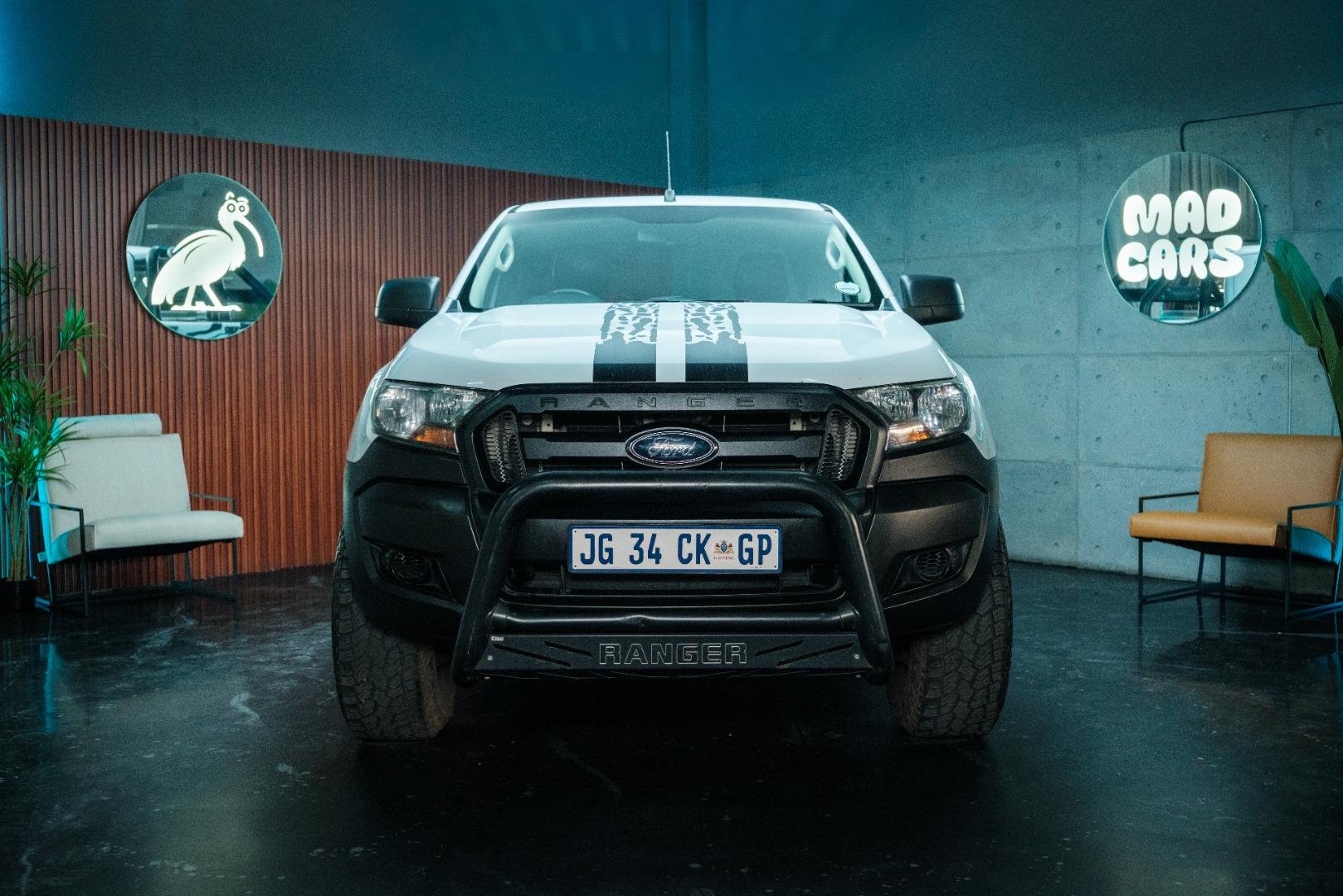 Ford Ranger 2.2TDCi SuperCab Hi-Rider XL Mad Cars