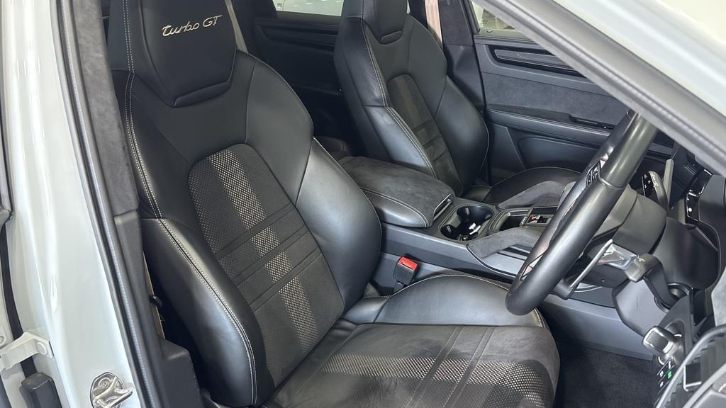 Porsche Cayenne Turbo GT P1 Auto