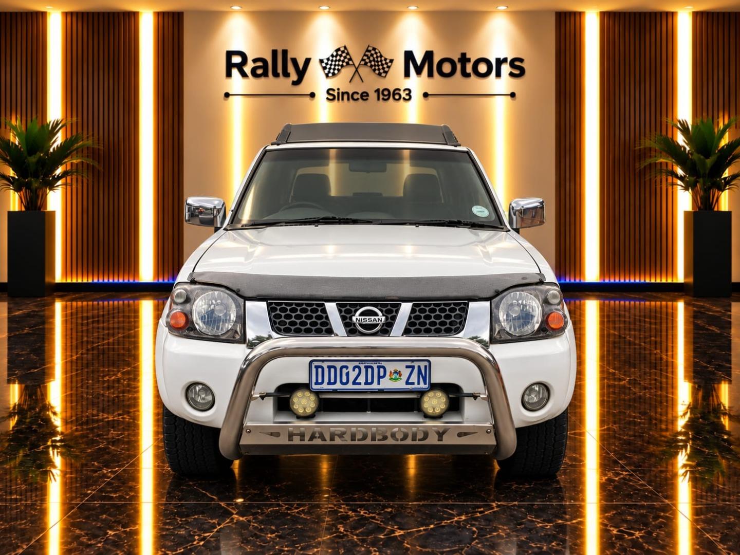 Nissan NP300 Hardbody 2.4 Double Cab 4x4 Rally Motors