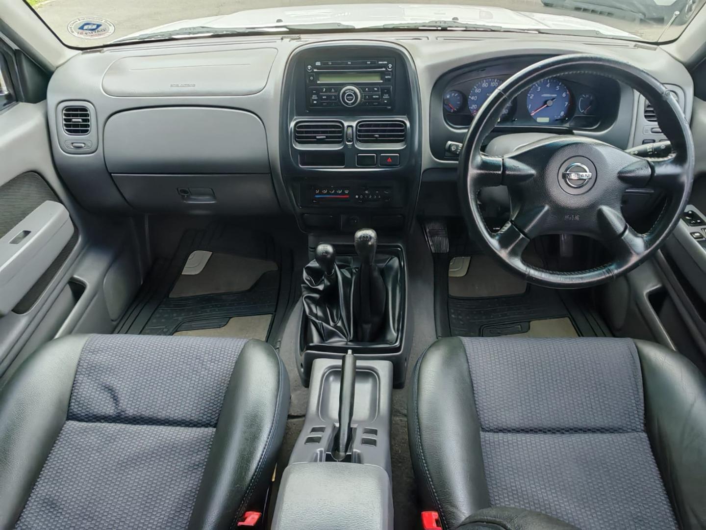 Nissan NP300 Hardbody 2.4 Double Cab 4x4 Rally Motors