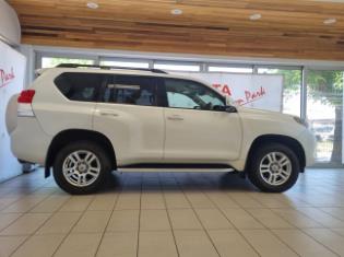 2012 Toyota Land Cruiser Prado 4.0 VX for sale