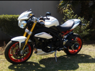 Triumph Speed Triple R for sale in Brakpan - ID: 28808655 - AutoTrader