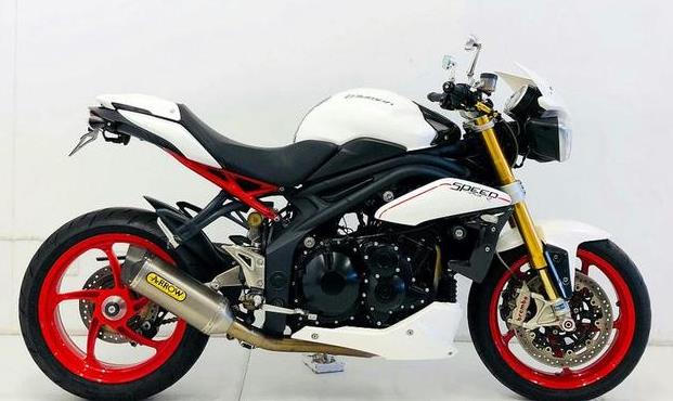 Triumph Speed Triple R for sale in Brakpan - ID: 28808655 - AutoTrader