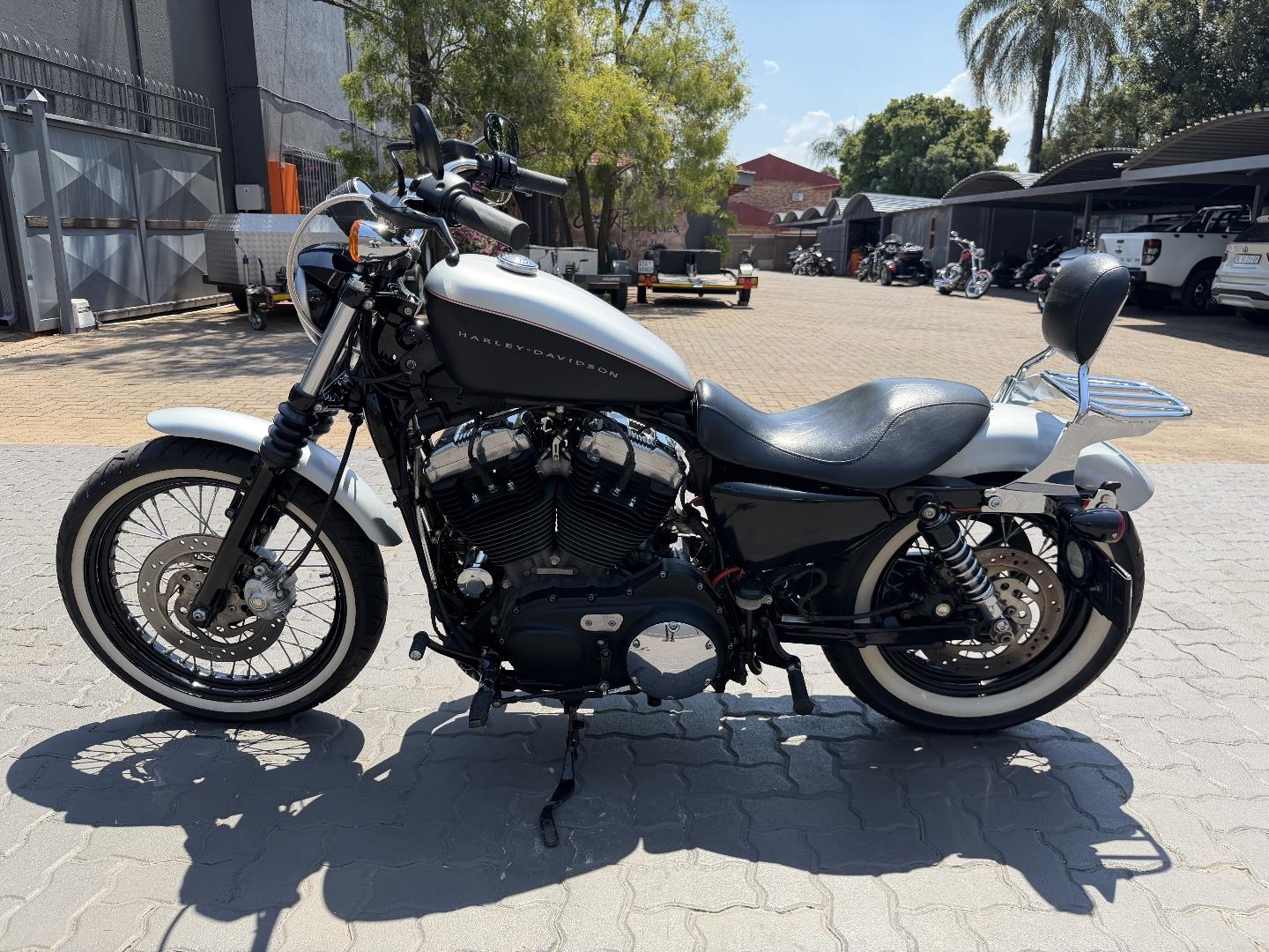 Harley-Davidson SPORTSTER NIGHTSTER Eazy Rider Motorcycles