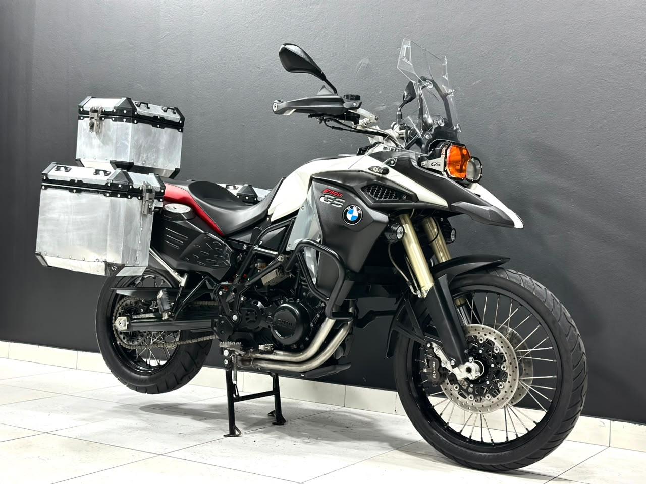 BMW F800
