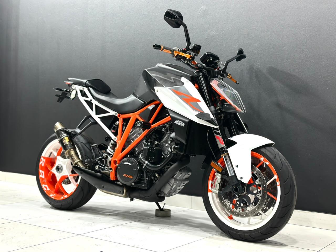KTM 1290