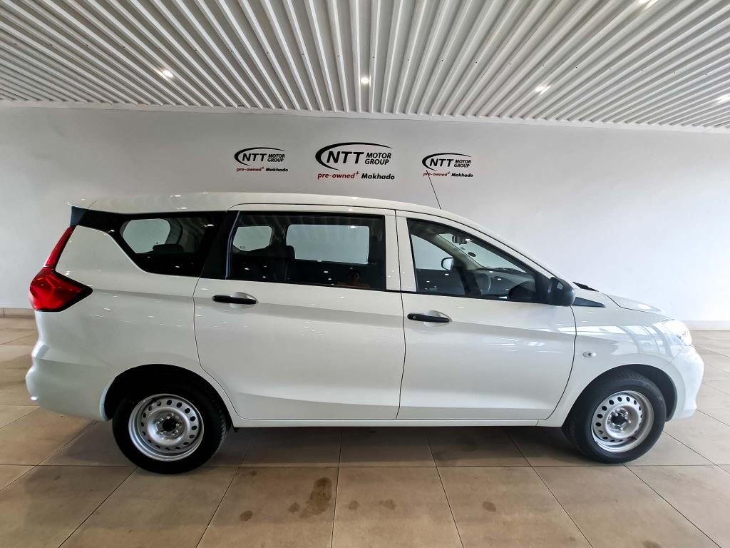 Toyota Rumion 1.5 S NTT Isuzu Makhado