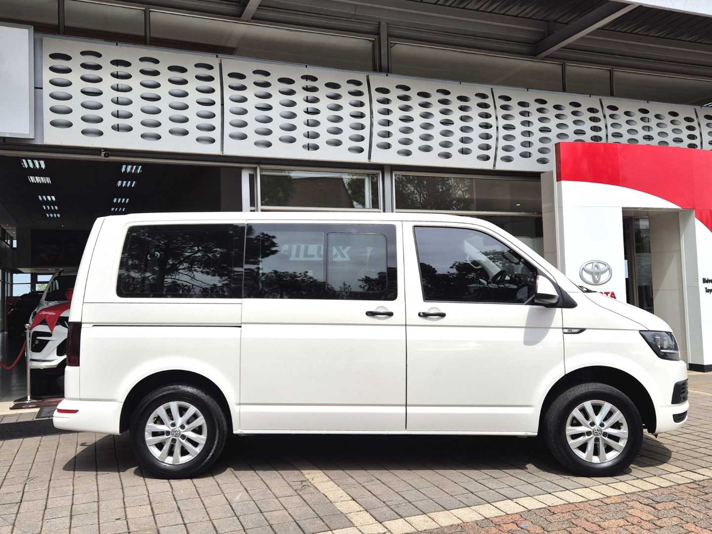 Volkswagen Kombi 2.0TDI SWB Trendline Auto Bidvest McCarthy Toyota Edenvale