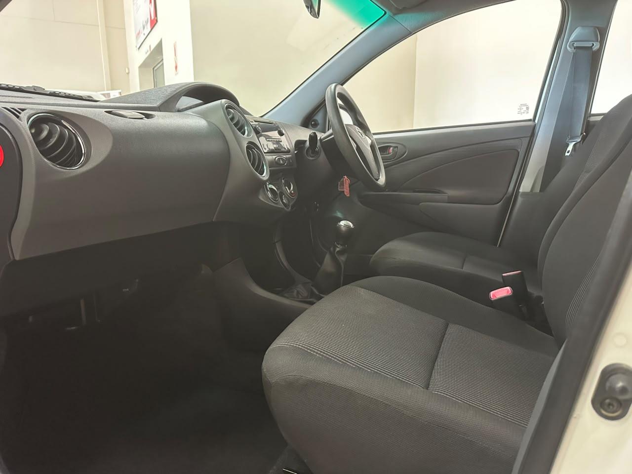Toyota Etios hatch 1.5 Sprint Riversdal Toyota