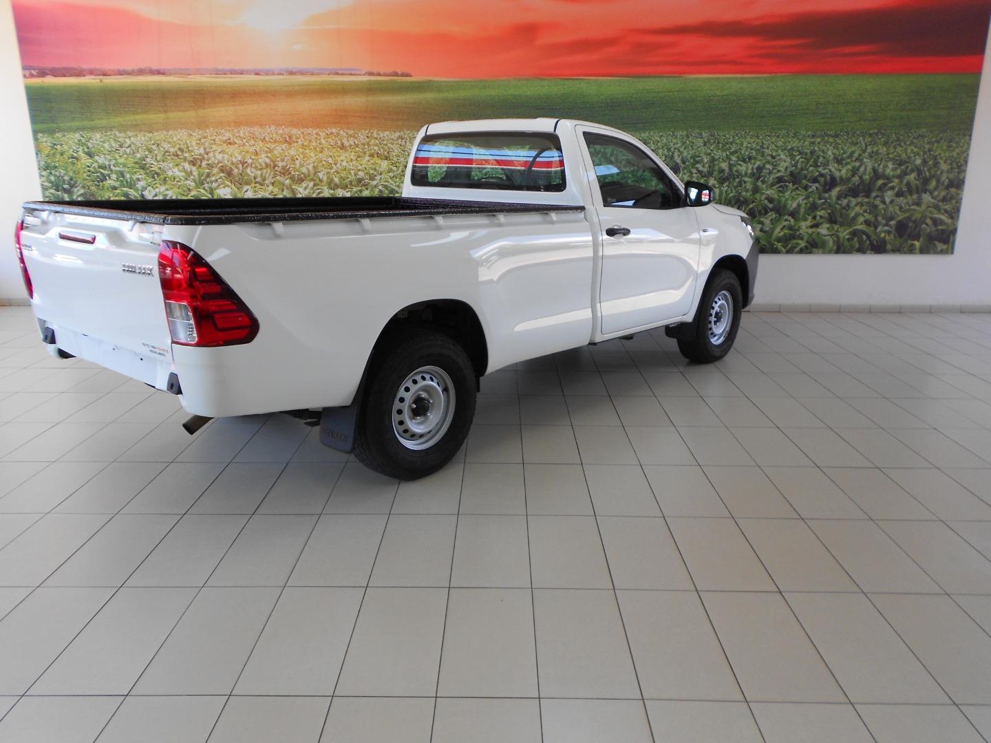 Toyota Hilux 2.4GD Single Cab S (Aircon) Auto-Ren Toyota Heidelberg