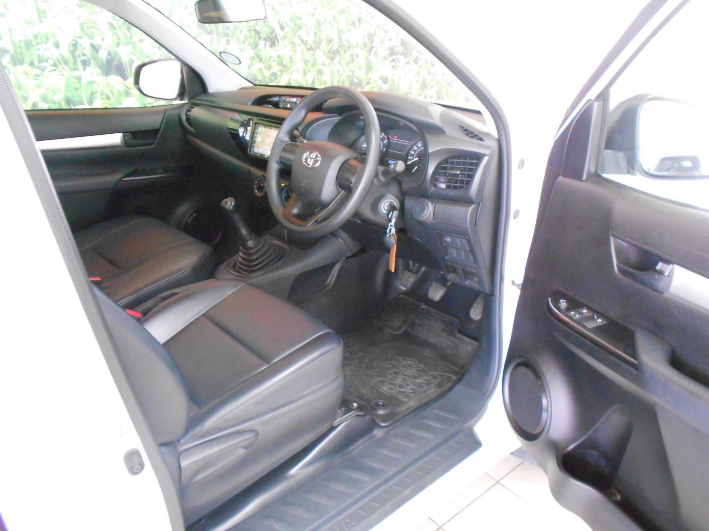 Toyota Hilux 2.4GD Single Cab S (Aircon) Auto-Ren Toyota Heidelberg