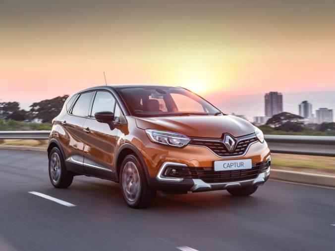 New Vs Old Renault Captur: Top 3 Differences - Buying A Car - Autotrader