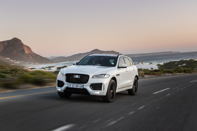 Jaguar F Pace