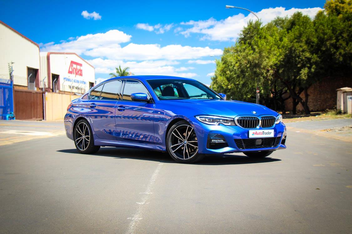 BMW 320i (2020) Review - Expert BMW 3 Series Car Reviews