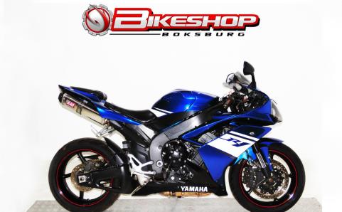 superbike price