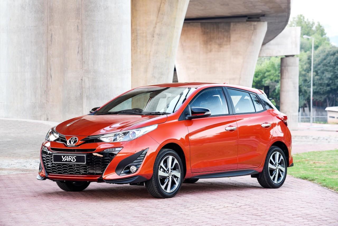 Handover Day: The Toyota Yaris's main controls explained - Car ...