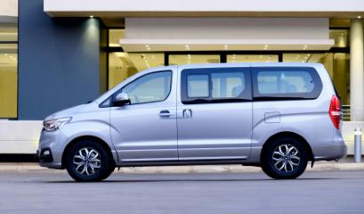 Ford Tourneo Custom vs Hyundai H1 vs Volkswagen Kombi: Here’s our winner
