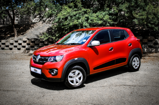 How to change the wiper blades on your Renault Kwid