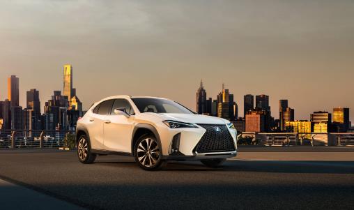 Lexus adds entry-level hybrid to UX crossover range