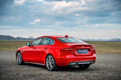 Jaguar XE