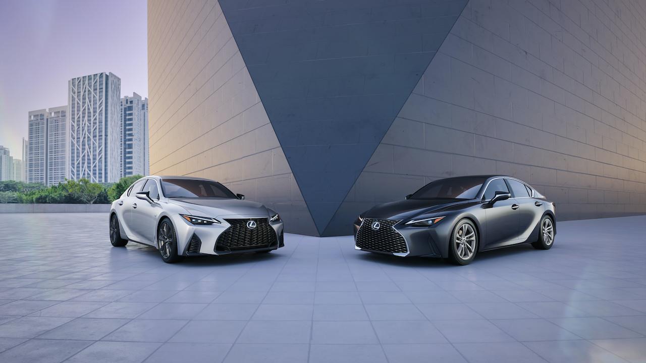 Lexus IS