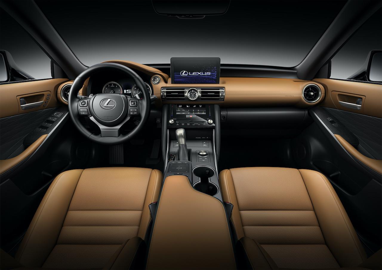 Lexus IS