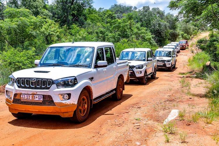 Mahindra Pik Up