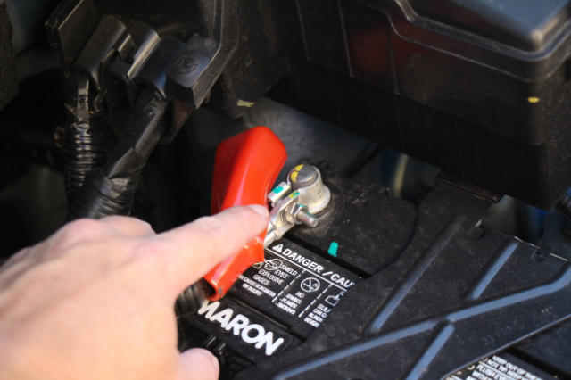 How To Replace The Car Battery On A Mahindra Pik Up Car Ownership