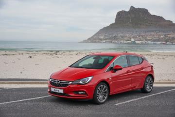 The best deals on Opel Astra Hatch models on AutoTrader