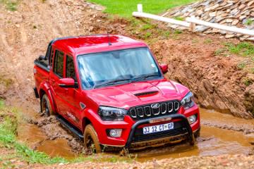 Mahindra Pik Up S11 4X4 Karoo test drive: check these features out!