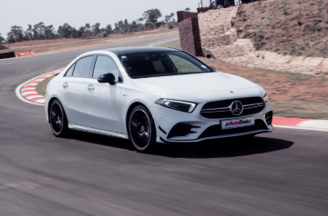 Mercedes-AMG A35 Sedan vs CLA45S (2020) Comparative Review