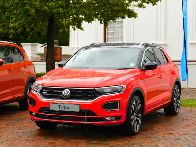 First drive review: 2020 Volkswagen T-Roc (your world)! - Automotive ...