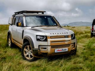 Driving Defender at the Land Rover Mzansi Expedition