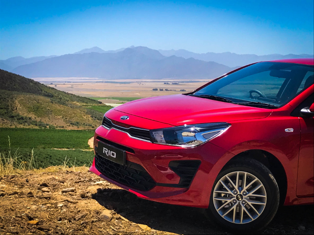 First Drive: Kia Rio (2021) - Buying a Car - AutoTrader